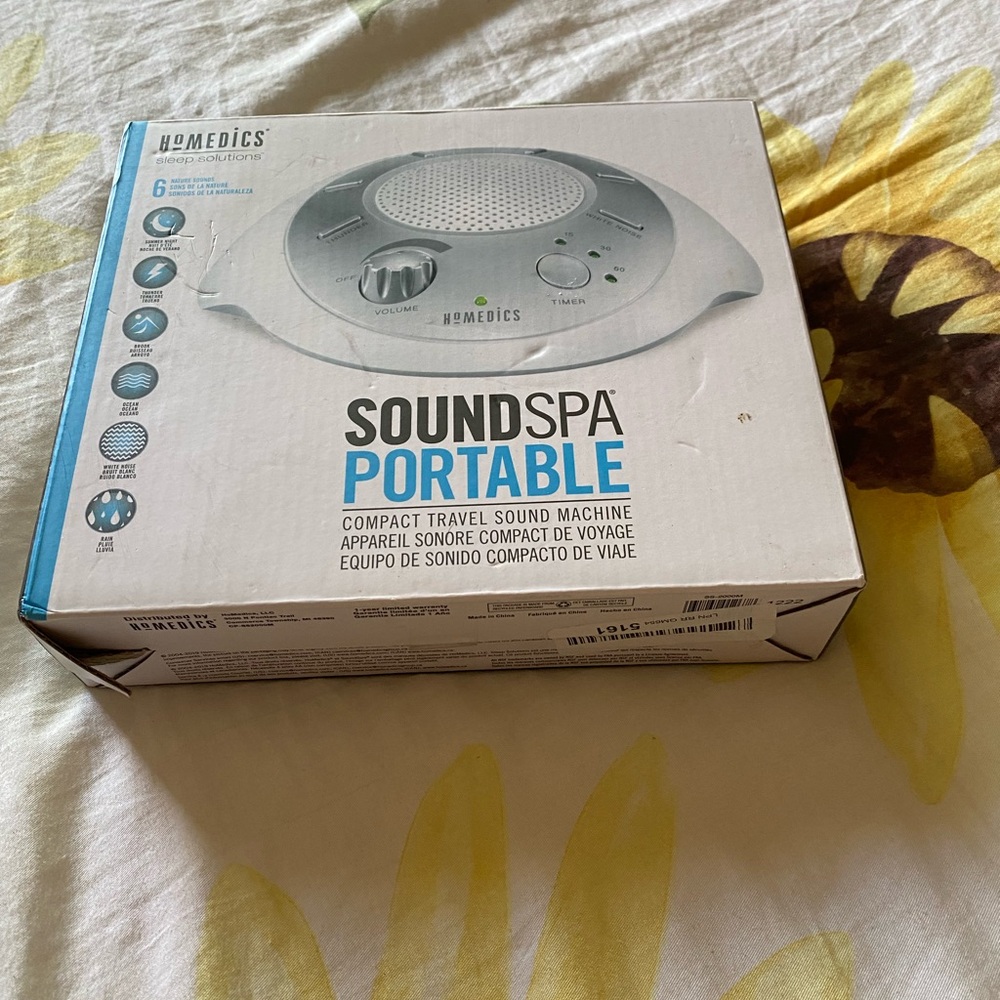 Homedics White Portable Radio with Compact Design